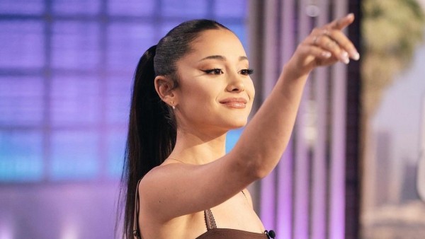 Ariana Grande (Instagram)-1632370550