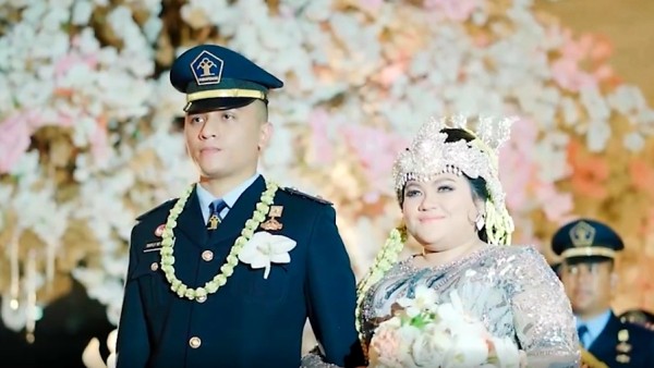 Olivia Nathania bersama suaminya, Rafly N Tilaar (net)-1634623778