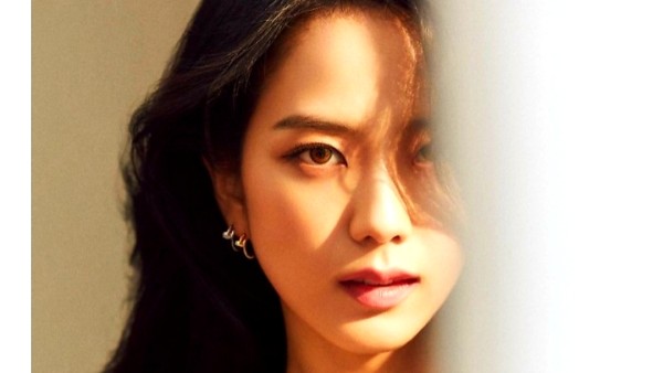 Jisoo BLACKPINK (net)-1639821466