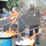 Ganjar membuka akses pengurusan izin cegah rokok ilegal-1675149889