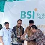 Pemkab Kapuas Hulu berharap BSI bantu tumbuhkan ekonomi masyarakat-1673925280