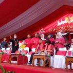 Moeldoko membuka Festival Cap Go Meh Singkawang-1675569237