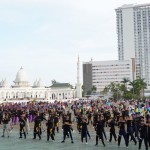 Pemkot Batam ajak masyarakat hidup sehat melalui rutin senam sehat-1677466700