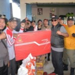 Gubernur Kalsel salurkan bantuan bagi warga terdampak banjir-1679200629
