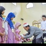 Pemkab Bangka Barat salurkan santunan anak yatim piatu-1680081039
