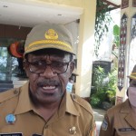 Penjabat Wali Kota Jayapura Frans Pekey. ANTARA/Ardiles Leloltery-1678086805