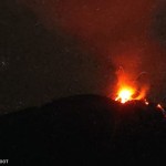 Pos pemantan: Waspadai meningkatnya intensitas letusan Ile Lewotolok-1679810347