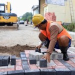Wawali: Pengerjaan infrastruktur Surabaya harus sesuai spesifikasi-1679992996