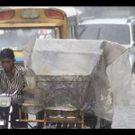 Arsip Foto - Jalanan tergenang saat hujan turun di Kota Medan, Sumatera Utara. (ANTARA/Kiki Cahyadi/pd/pri)-1681283149