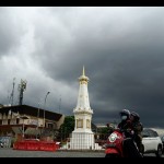 Awan mendung di atas Kota Yogyakarta, Rabu (17/11/2021). ANTARA FOTO/Andreas Fitri Atmoko/tom/pri-1682491096
