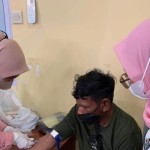 Pemeriksaan pasien kusta di Puskesmas Benteng, Kota Ambon, Provinsi Maluku. (ANTARA/HO Puskesmas Benteng.-1681295921