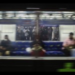 Penumpang menunggu KRL di Stasiun Manggarai, Selasa (28/3/2023). . ANTARA FOTO/Rivan Awal Lingga/foc-1680667127