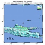 Peta pusat gempa berkekuatan magnitudo 6,6 di laut Jawa pukul 16.55 WIB, Jumat (14/4/2023). (ANTARA/HO-BMKG)-1681471685