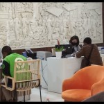 Petugas bank melayani nasabah di BRI Renon, Denpasar, Selasa (18/4/2023) ANTARA/Dewa Ketut Sudiarta Wiguna-1681804078