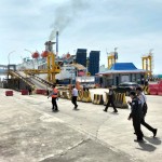 Suasana di pintu masuk kapal dermaga eksekutif di pelabuhan Bakauheni Lampung Selatan. ANTARA/Riadi Gunawan-1682671088