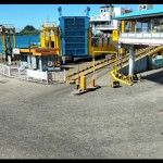 Suasana kantong parkir dermaga tiga Pelabuhan Bakauheni Lampung Selatan. ANTARA/Riadi Gunawan-1682578540