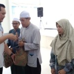 Wali Kota bagikan 2.165 paket sembako jelang lebaran-1681296051