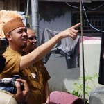 Wali Kota Bukittinggi Erman Safar saat mengunjungi warga. (HO Pemkot Bukittinggi)-1681203028