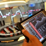 Grafik investasi saham (ANTARA/HO-BEI Sultra)-1685343927