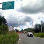 Ilustrasi - Kendaraan melintas di ruas jalan yang terpasang rambu petunjuk arah di Tanjung Selor, Bulungan, Kaltara. ANTARA/Muh. Arfan-1684324078