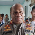 Kapolda Papua Irjen Pol Mathius Langgeng. (ANTARA/Evarukdijati)-1683883098