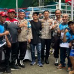Kapolsek Jagakarsa Kompol Multazam Lisendra bersama para petinju muda, Jakarta, Selasa (30/5/2023). ANTARA/HO-Polsek Jagakarsa-1685421404
