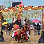 Lomba Lawang Sakepeng dalam gelaran FBIM 2023 di Palangka Raya, Jumat, (26/5/2023). (ANTARA/HO-Diskominfosantik Kalteng)-1685100246