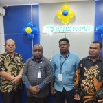 Peresmian Kantor Kas Bank Papua di Rumah Sakit Umum Provinsi Papua Barat. ANTARA/Tri Adi Santoso-1684476535