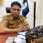 Kepala Dinas Pendidikan Perpustakaan dan Arsip Daerah (DPPAD) Provinsi Papua Chistian Sohilait. (ANTARA/Qadri Pratiwi)-1686801831