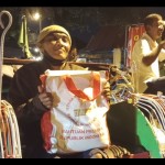 Para pengemudi becak Yogyakarta menerima sembako dari Presiden Jokowi-1685667917