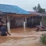 Ratusan rumah di kota Jambi terendam banjir-1687166373