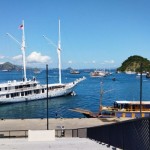 Kapal wisata yang berlayar dari dermaga Marina Labuan Bajo, Manggarai Barat, NTT. (ANTARA/Fransiska Mariana Nuka)-1688544079
