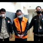 KPK sita dokumen transaksi usai geledah rumah mertua Andhi Pramono-1689236277