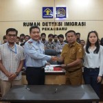 Rudenim Pekanbaru pindahkan 27 imigran asal Myanmar ke Pekanbaru-1690281021