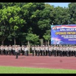 Suasana apel gelar pasukan Operasi Patuh Anoa 2023 di Polda Sultra di Kendari, Senin (10/7/2023) ANTARA/Harianto.-1688975420