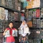 Pengusaha batik Achmad Latief berhasil memperluas pasarnya hingga mancanegara karena kemudahan ekspor. (ANTARA/HO)-1691556484