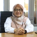 dr Dini Anggraeni-1695021103