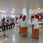 Angkasa Pura Ambon suguhkan pertunjukan musik sambut peserta API award-1698743479