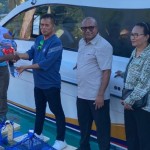 Pemprov Papua serahkan bantuan motor tempel untuk kelompok perikanan-1697703720