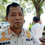 Kepala Satuan Polisi Pamong Praja (Satpol PP) Kota Mataram Irwan Rahadi. (ANTARA/Nirkomala)-1703060796