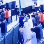 Sekelompok Pemuda Masuk Masjid dan Memukul Jemaah-1710832331