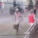 Preman di Jakarta Timur rusak gerobak-1714123837