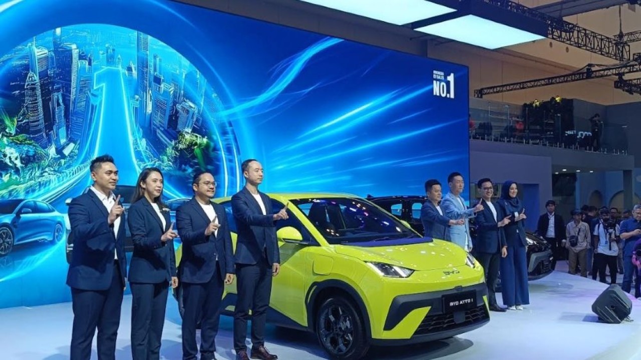 BYD resmi meluncurkan mobil listrik terbarunya, Atto 1, di GIIAS 2025, Rabu (23/7/2025). (Foto: Adiantoro/NTV)