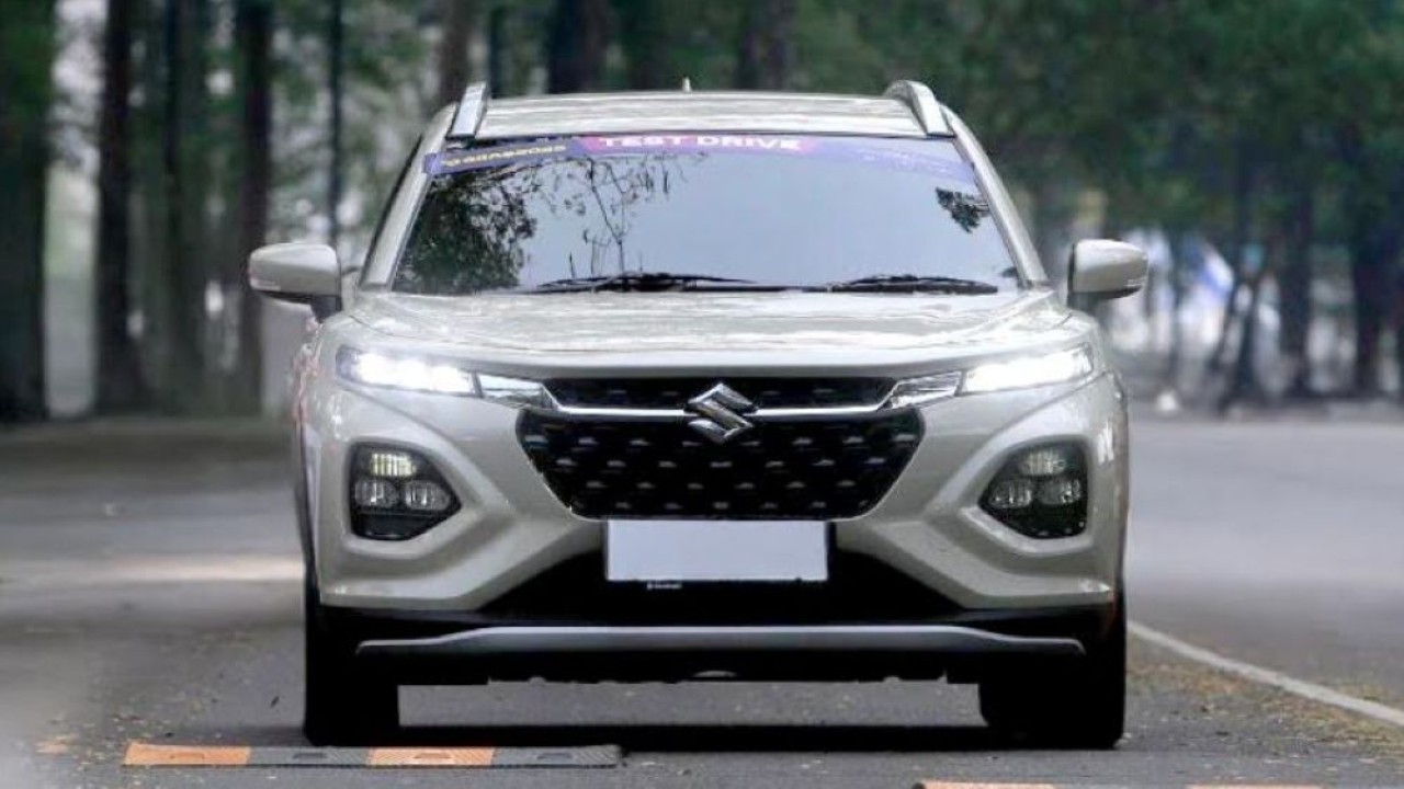 Suzuki Fronx menjadi primadona di GIIAS 2025. (Foto: Istimewa)