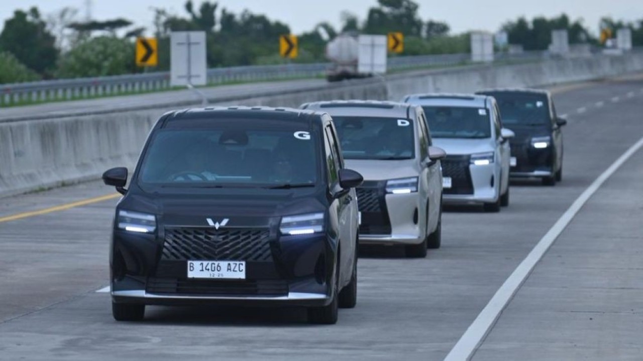 Seluruh unit Wuling Darion yang digunakan berhasil mempertahankan performanya sepanjang perjalanan dengan memaksimalkan kerja Ling Power Hybrid System. (Foto: Istimewa)