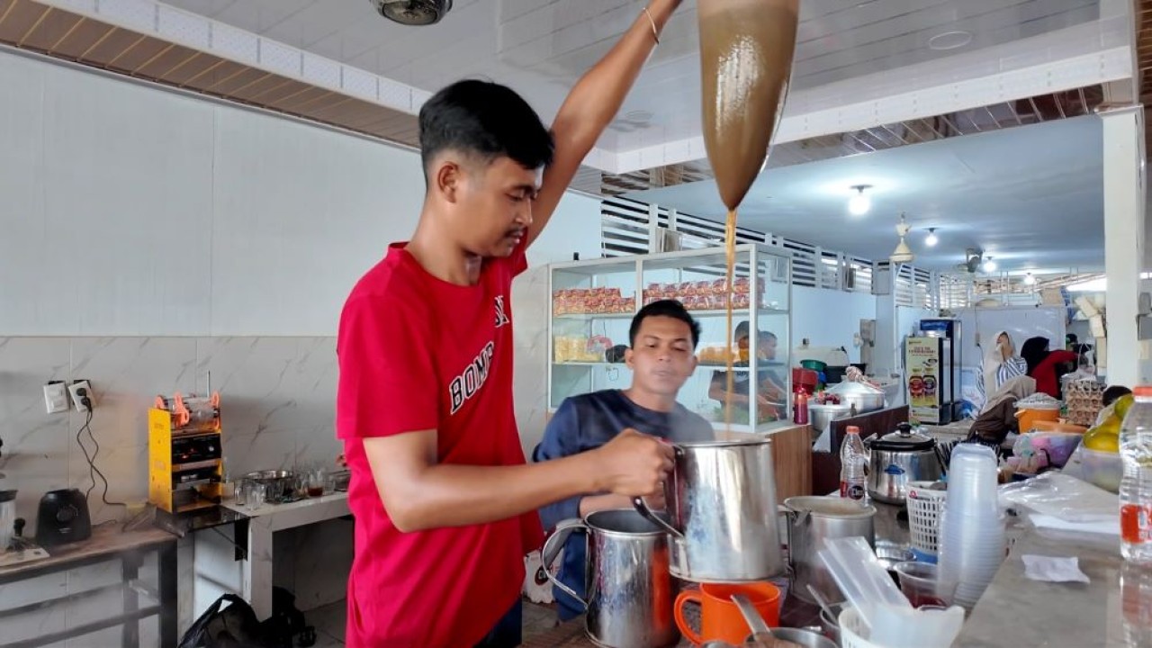Warung kopi di Aceh Tamiang kembali bergerak pasca bencana banjir dan longsor/ist
