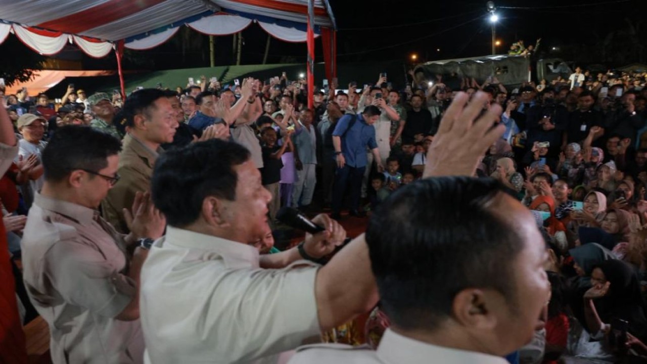 Presiden Prabowo Subianto mengajak seluruh warga untuk bernyanyi bersama menyambut Tahun Baru 2026. (Foto: Istimewa)