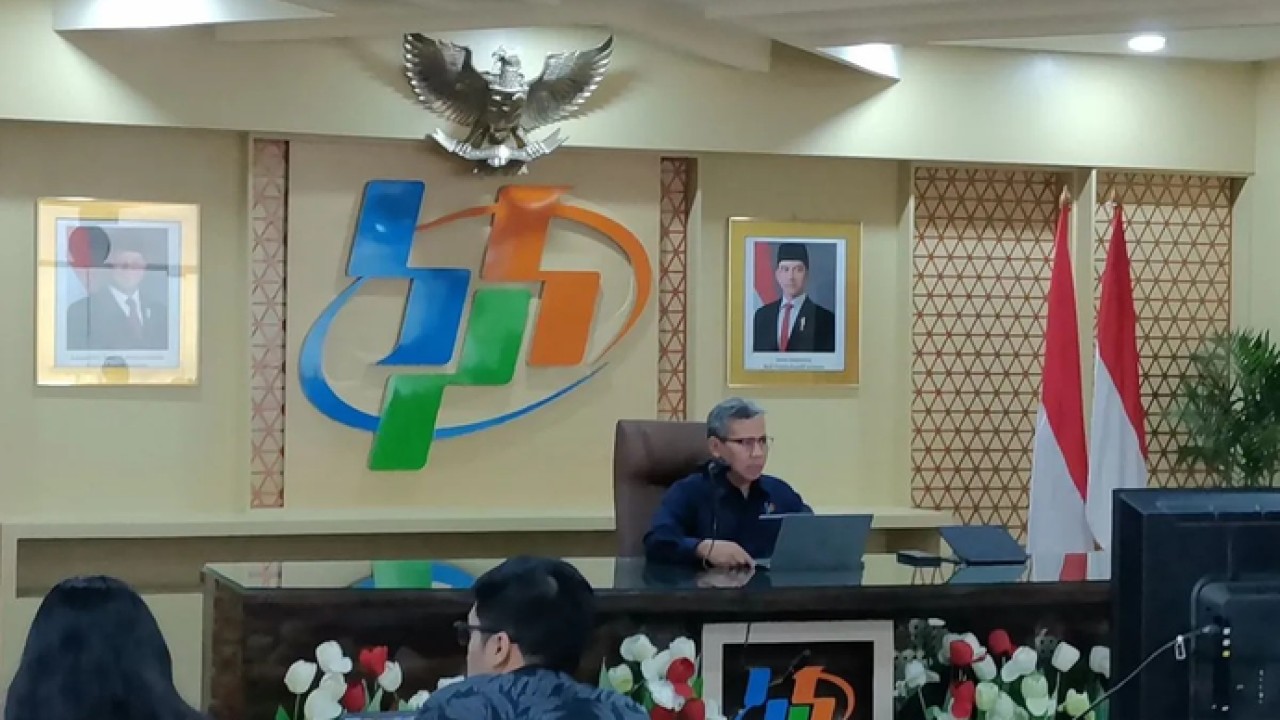 Deputi Bidang Statistik Distribusi dan Jasa BPS Ateng Hartono dalam konferensi pers berita resmi statistik di Jakarta, Senin 2 Maret 2026. (ANTARA/AMuzdaffar Fauzan) (Antara)