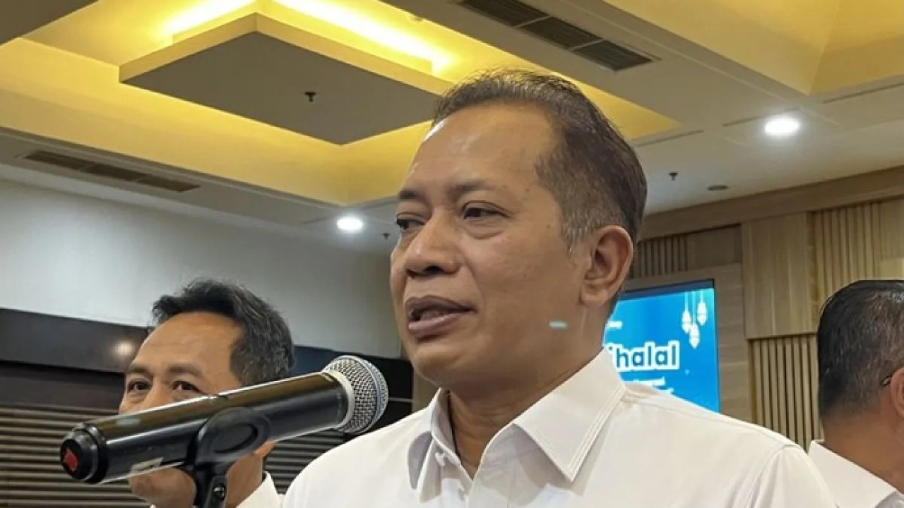 Menteri Koperasi (Menkop) Ferry Juliantono ditemui di sela acara Halalbihalal di Kementerian Koperasi (Kemenkop) RI Jakarta, Senin (30/3/2026). (ANTARA/Arnidhya Nur Zhafira) (Antara)