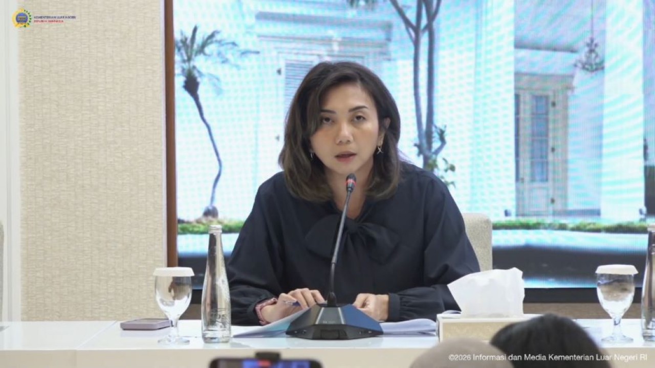 Juru Bicara Kementerian Luar Negeri Yvonne Mewengkang. (Bakom RI)